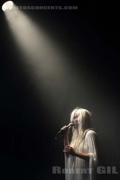 ZOLA JESUS - 2011-09-28 - PARIS - Point Ephemere - 